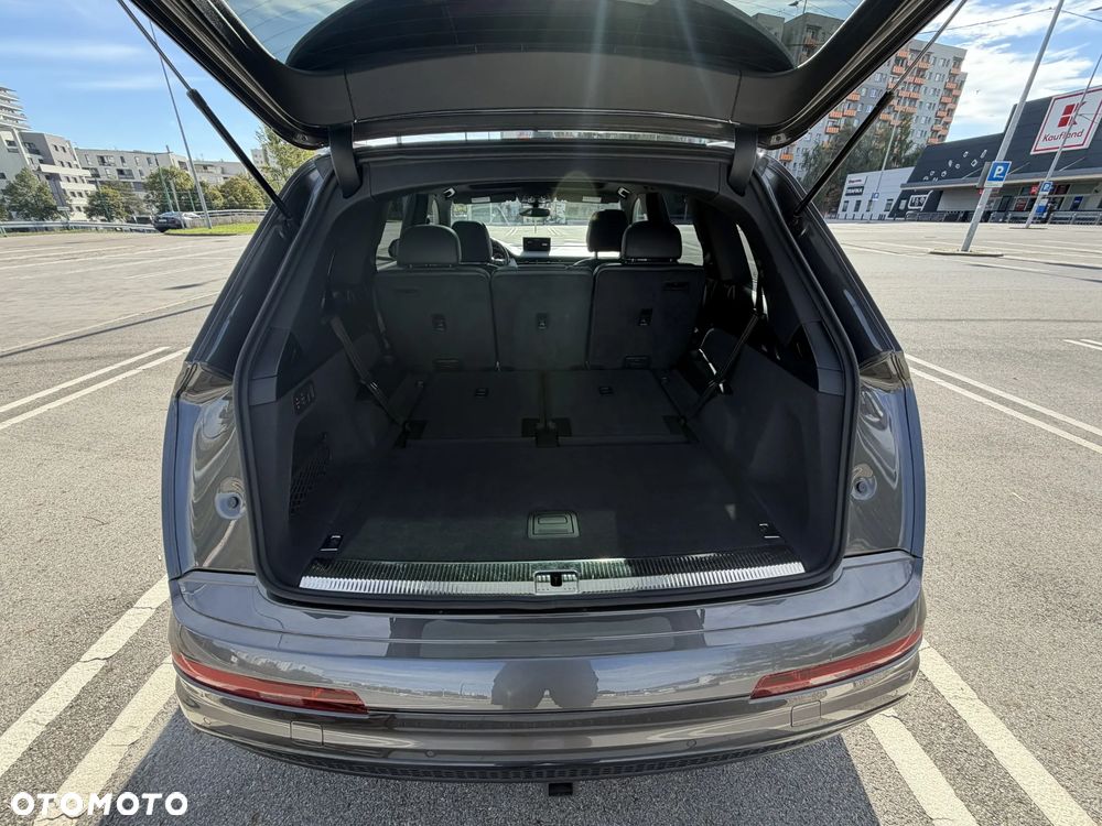 Audi Q7 - 11