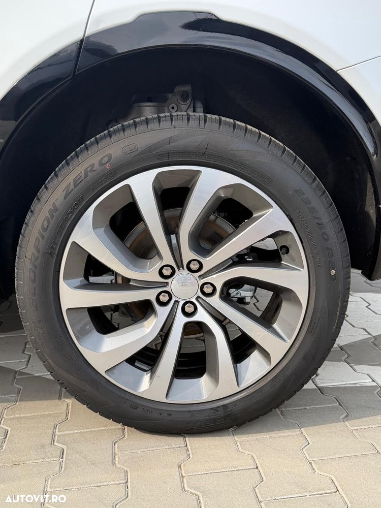 Land Rover Discovery Sport 2.0 D200 MHEV Dynamic SE - 7