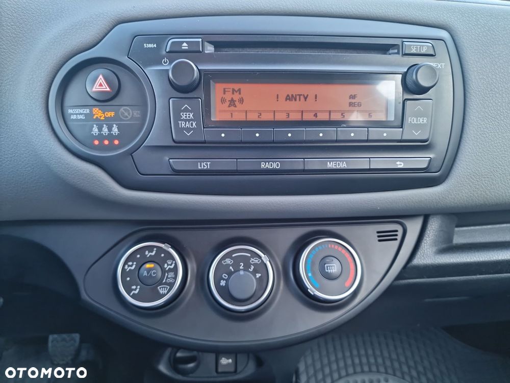 Toyota Yaris 1.0 Active - 21