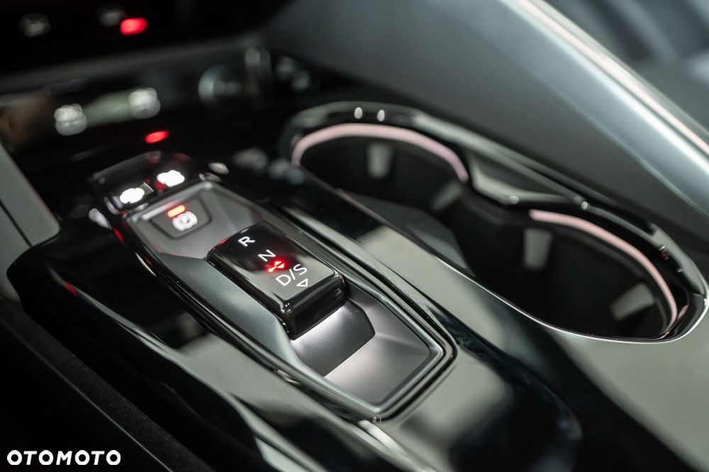 Audi Q5 Sportback - 16