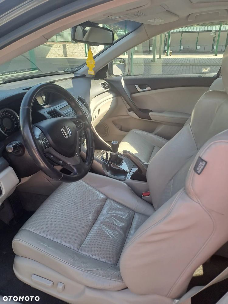 Honda Accord 2.2d Executive - 11