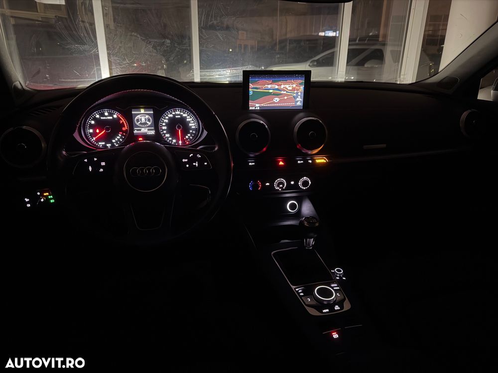 Audi A3 Sportback 1.0 30 TFSI Design - 8