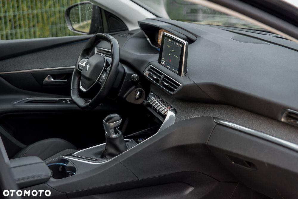 Peugeot 3008 BlueHDi 130 Stop & Start Allure - 22