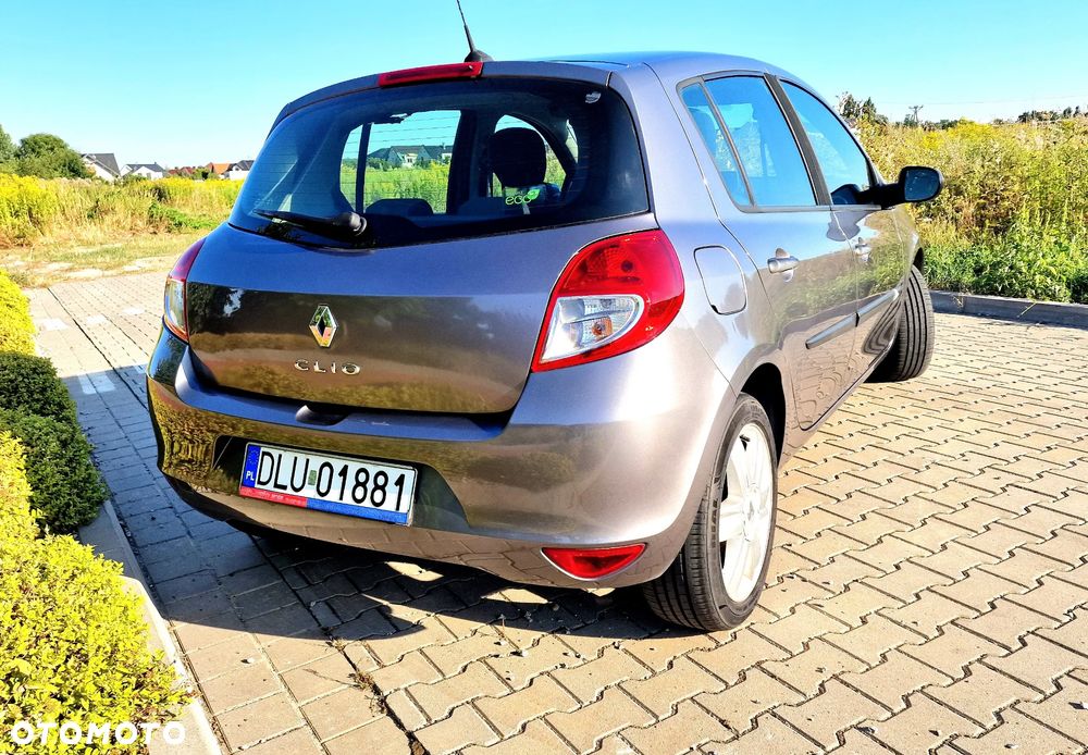 Renault Clio 1.5 dCi Fairway - 13