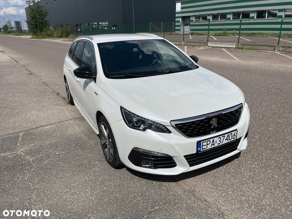 Peugeot 308 - 1