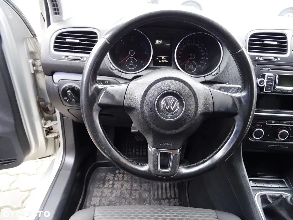 Volkswagen Golf VI 1.6 TDI Comfortline - 21