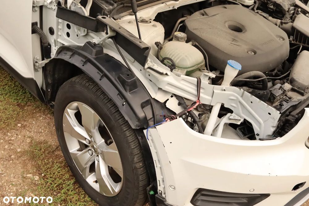 Volvo XC 40 T5 AWD Momentum - 35