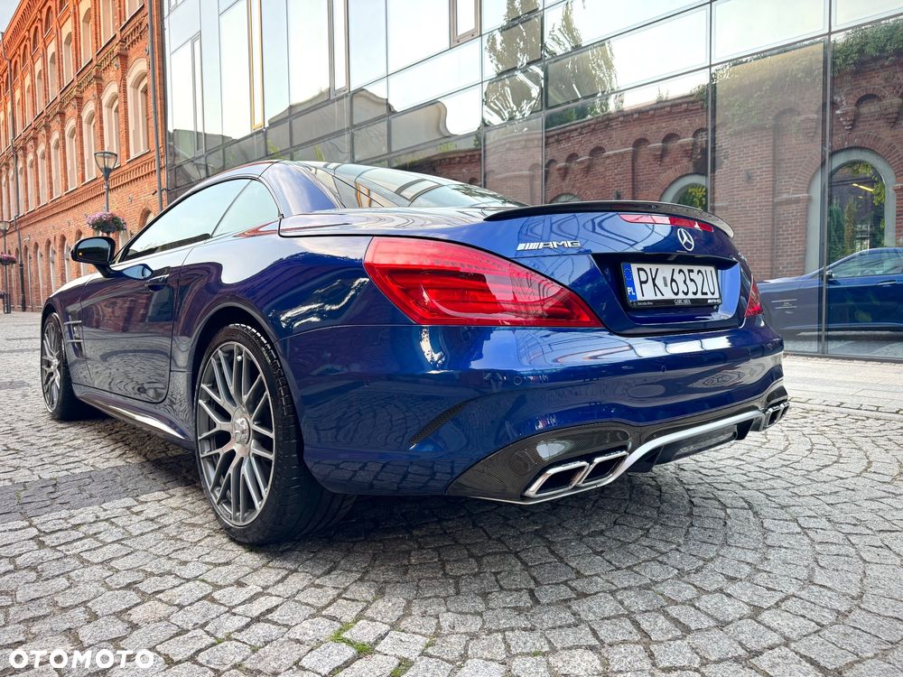 Mercedes-Benz SL 63 AMG - 9