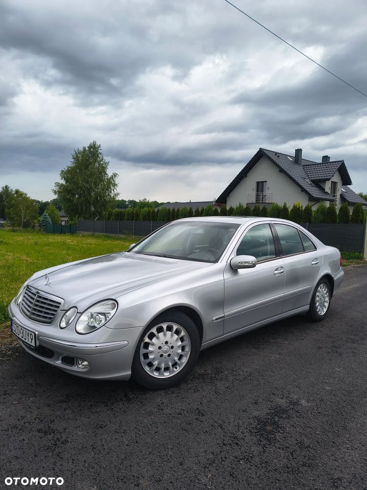 Mercedes-Benz Klasa E - 12