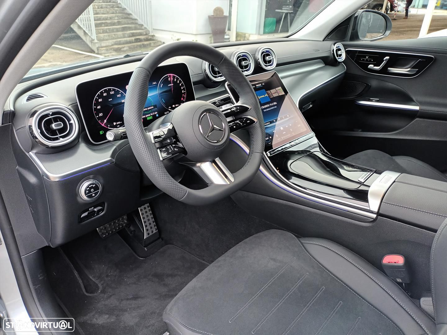 Mercedes-Benz C 300 e AMG Line - 11