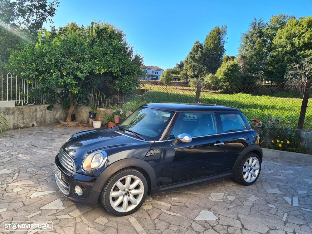 MINI 3 Portas One D - 1