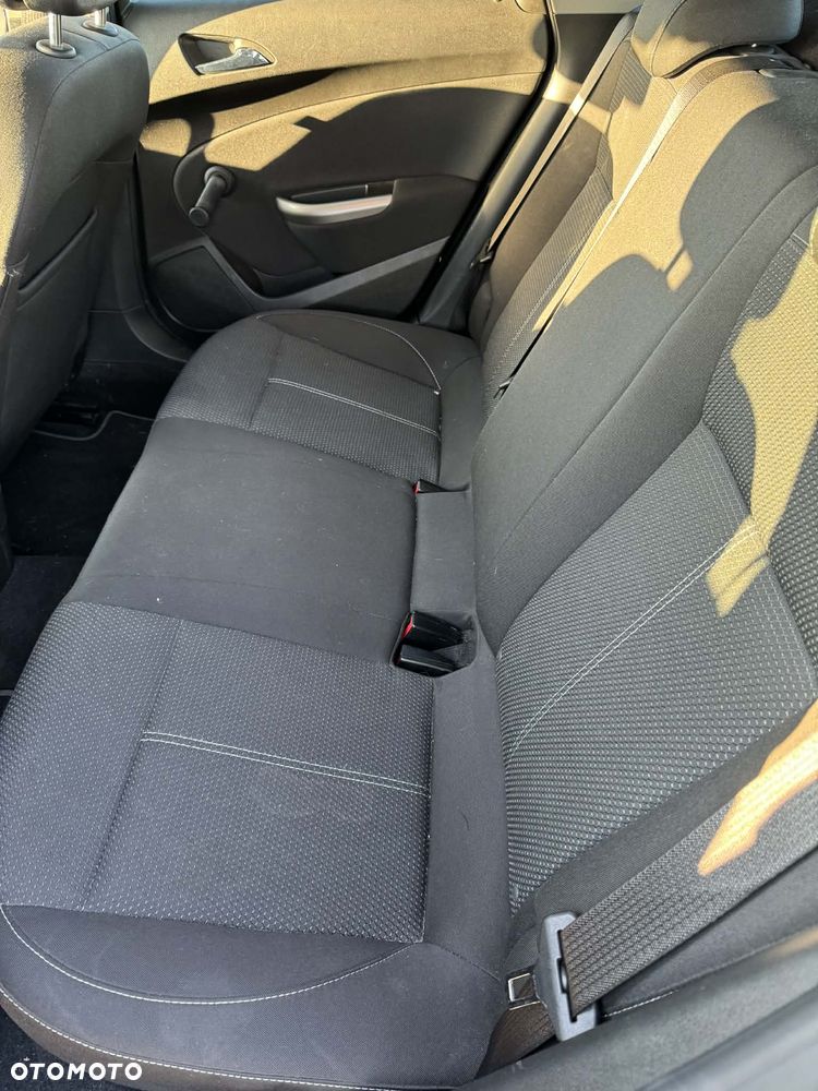 Opel Astra 1.4 Turbo - 9