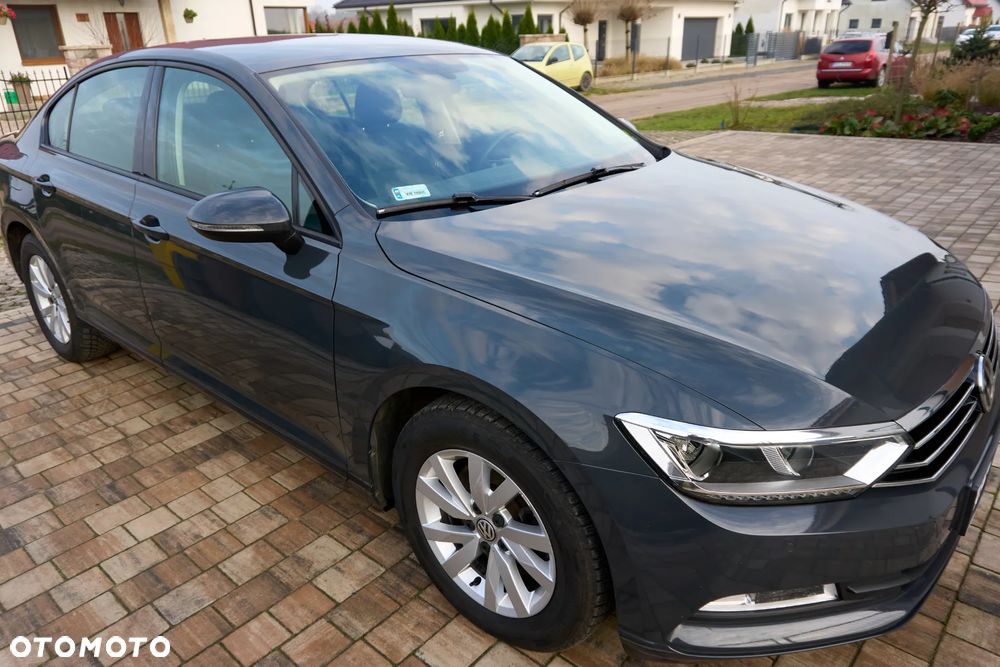 Volkswagen Passat 2.0 TDI SCR Trendline - 8