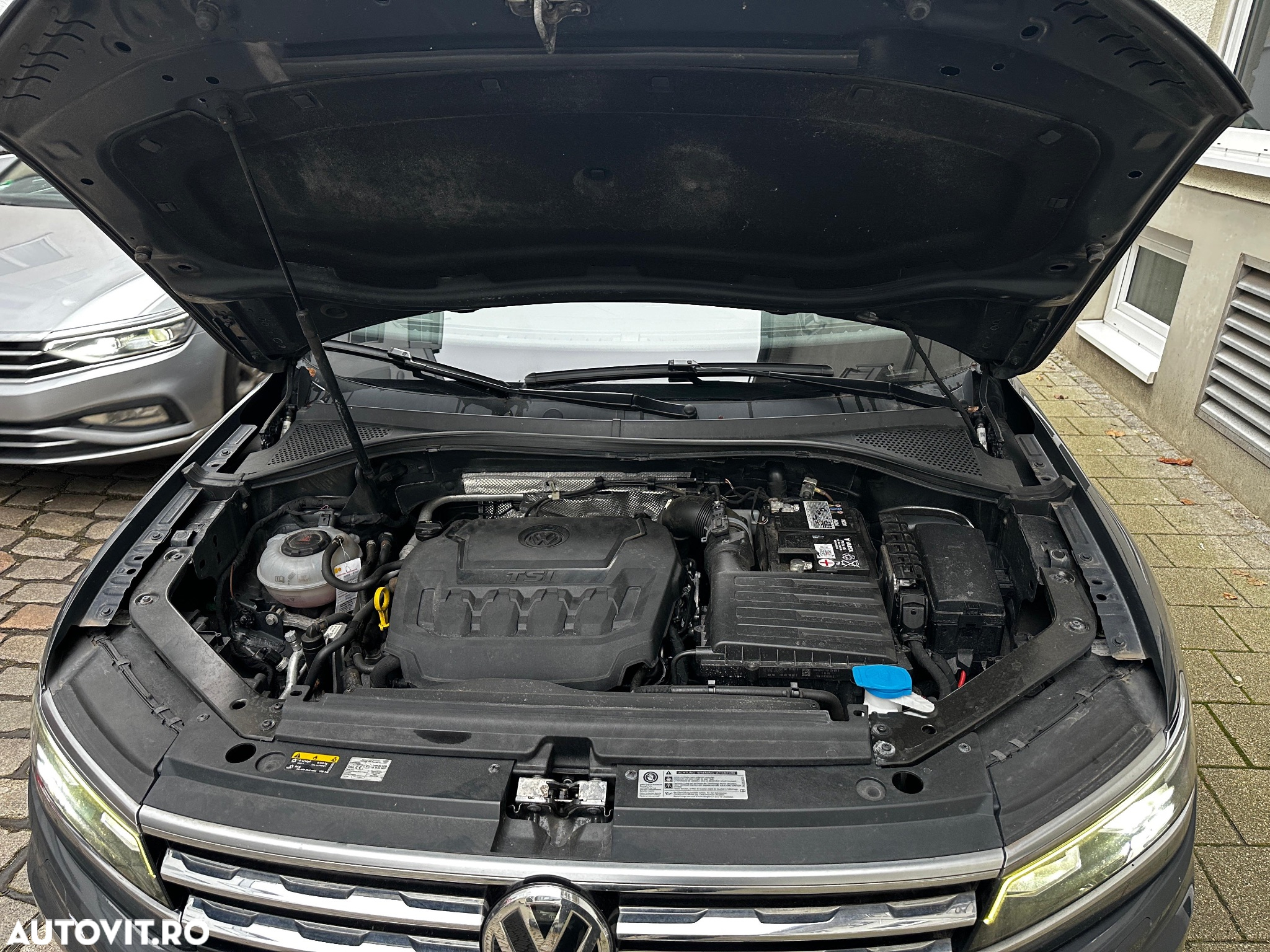 Volkswagen Tiguan 2.0 TSI 4Motion DSG OPF Highline - 14