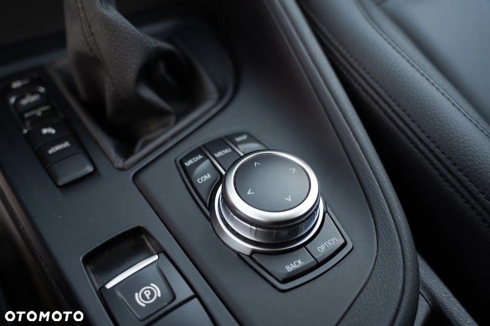BMW X1 xDrive25e Business Edition - 22