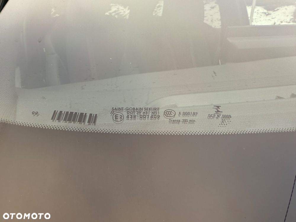 Peugeot 3008 1.6 PureTech HYbrid GT S&S EAT8 - 34