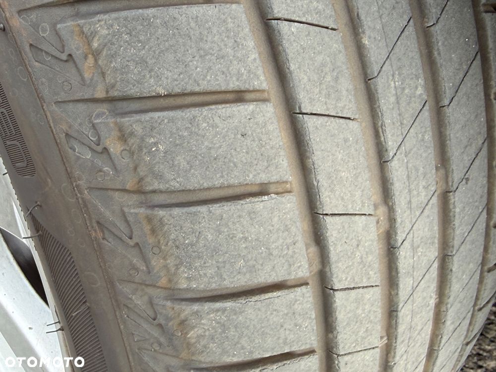 Mazda 5 2.0 MZR-DISI i-stop Business-Line - 31