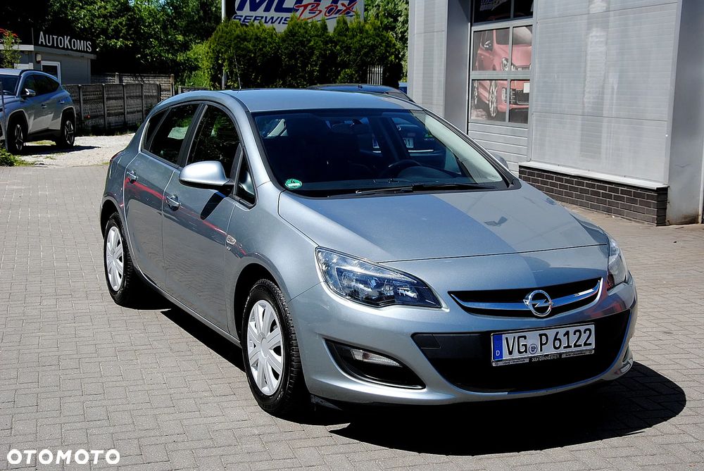 Opel Astra 1.4 Turbo Innovation - 4
