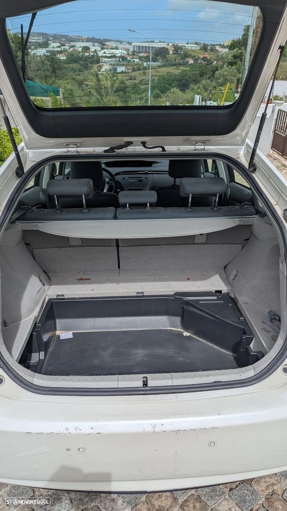 Toyota Prius 1.8 Sol - 29