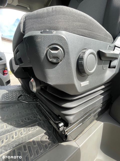 Volkswagen CRAFTER - 6