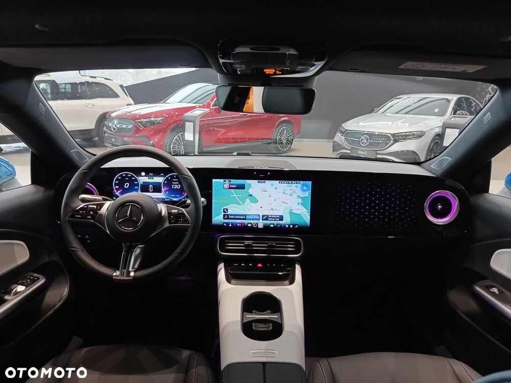 Mercedes-Benz CLA - 10