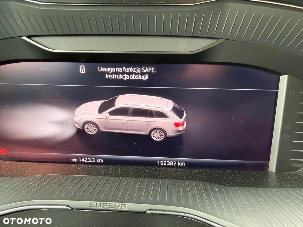 Skoda Superb 2.0 TDI SCR 4x4 Ambition DSG - 31