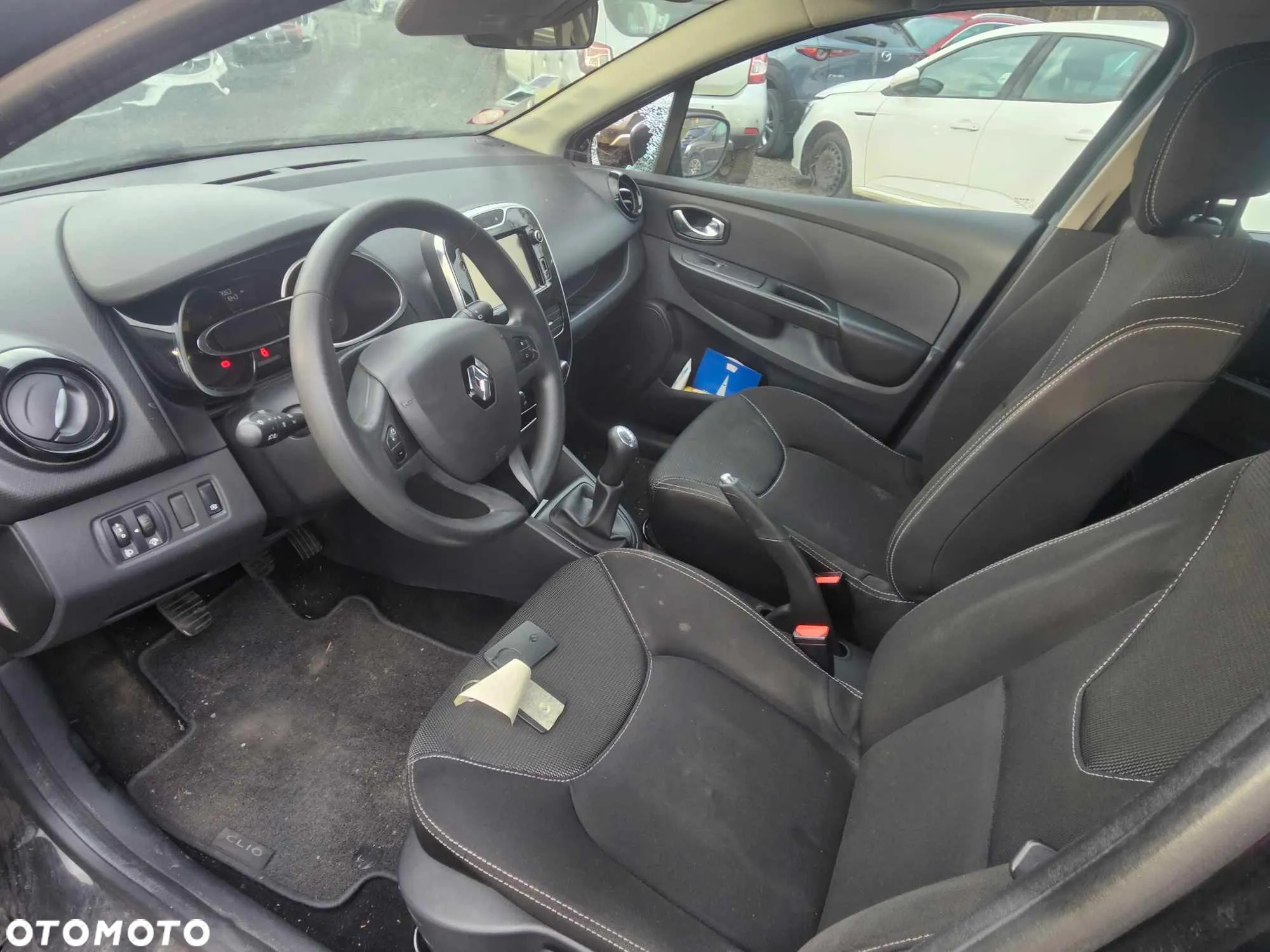 Renault Clio (Energy) dCi 90 Start & Stop INTENS - 12