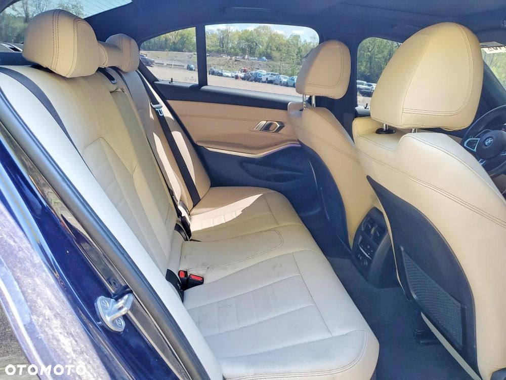 BMW Seria 3 - 10