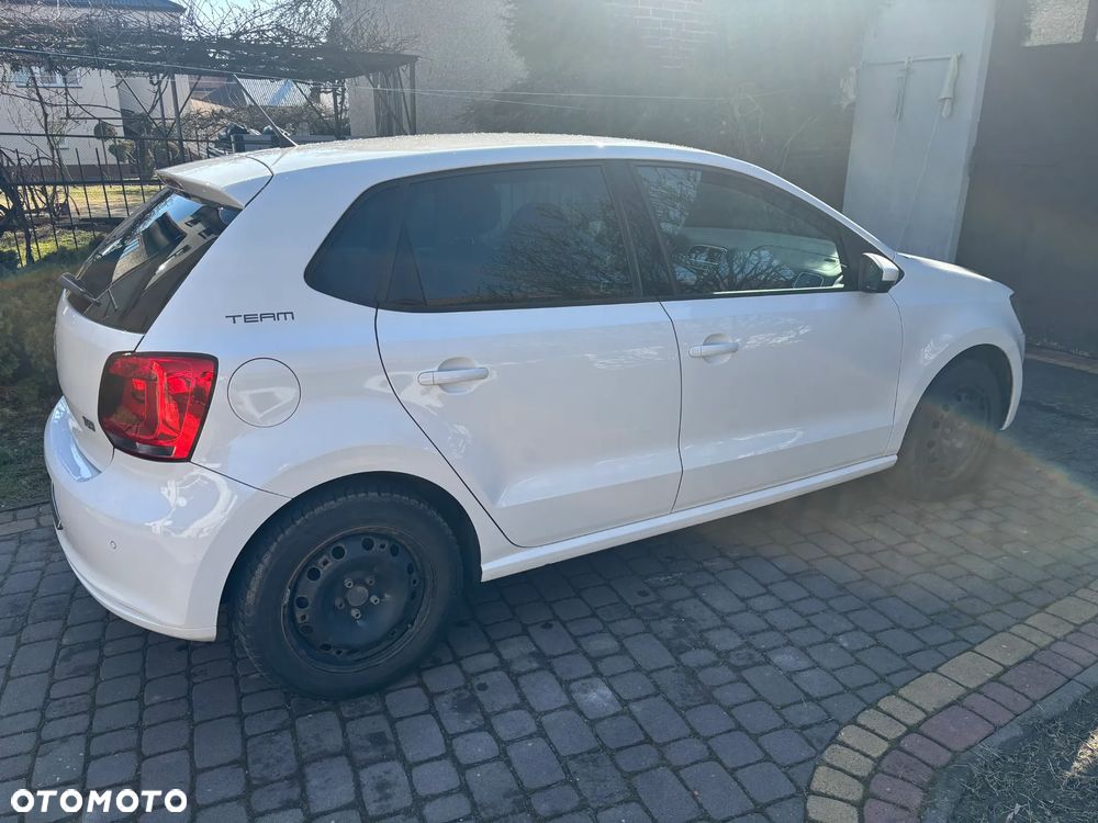 Volkswagen Polo 1.2 TSI Comfortline - 5