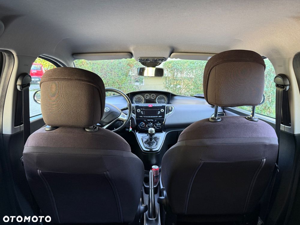 Lancia Ypsilon 1.2 8V Silver S&S - 11