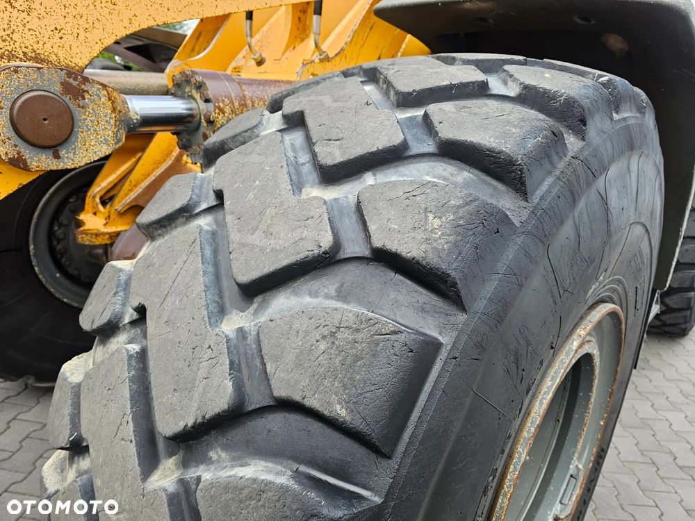 Liebherr L576 - 9