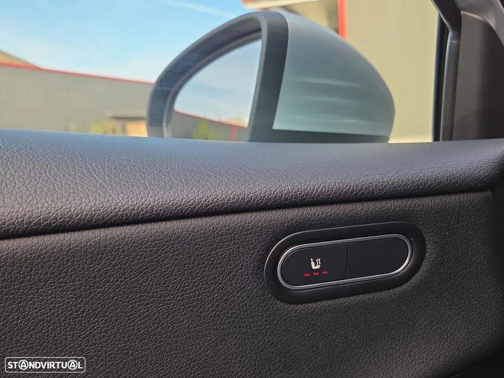 Mercedes-Benz A 200 Standard - 13
