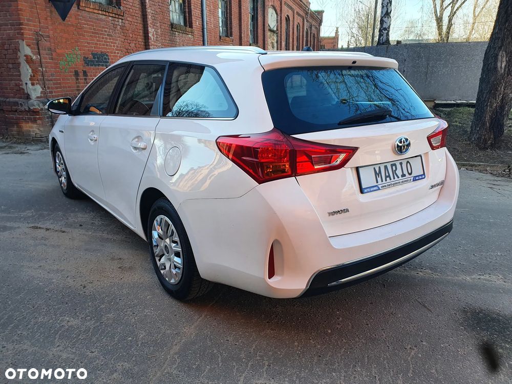 Toyota Auris 1.8 HSD Prestige - 5