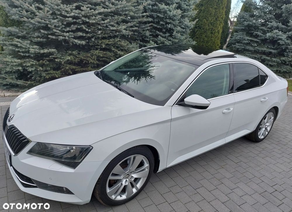 Skoda Superb 2.0 TDI 4x4 Style DSG - 1