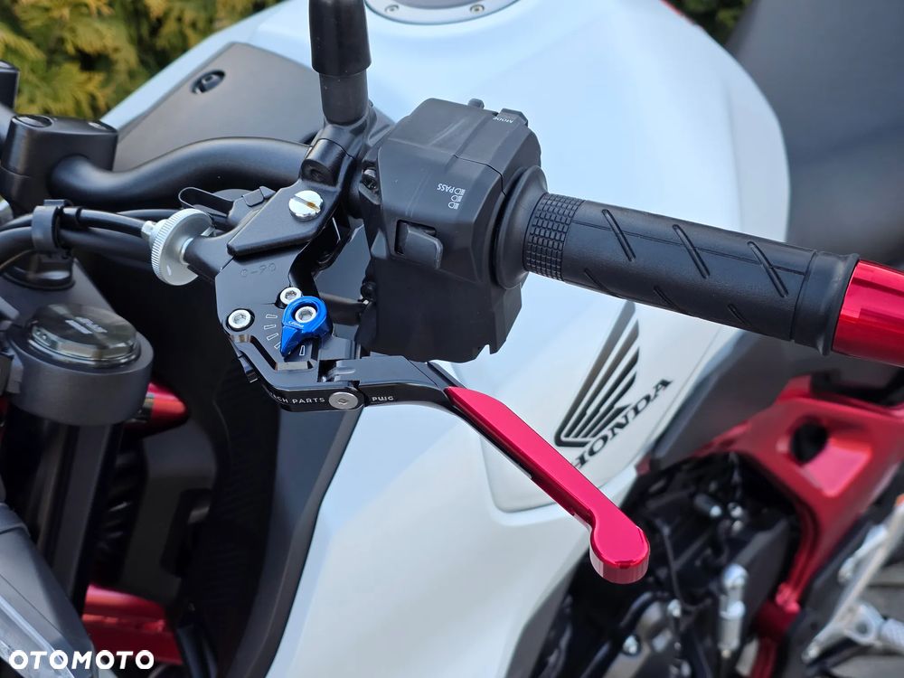 Honda Hornet - 36
