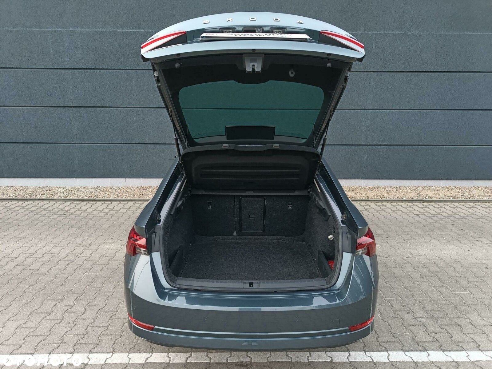 Skoda Octavia 2.0 TDI Ambition - 8