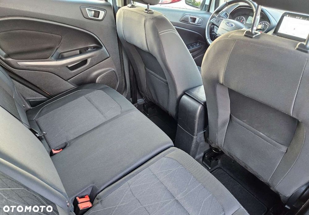 Ford EcoSport - 11