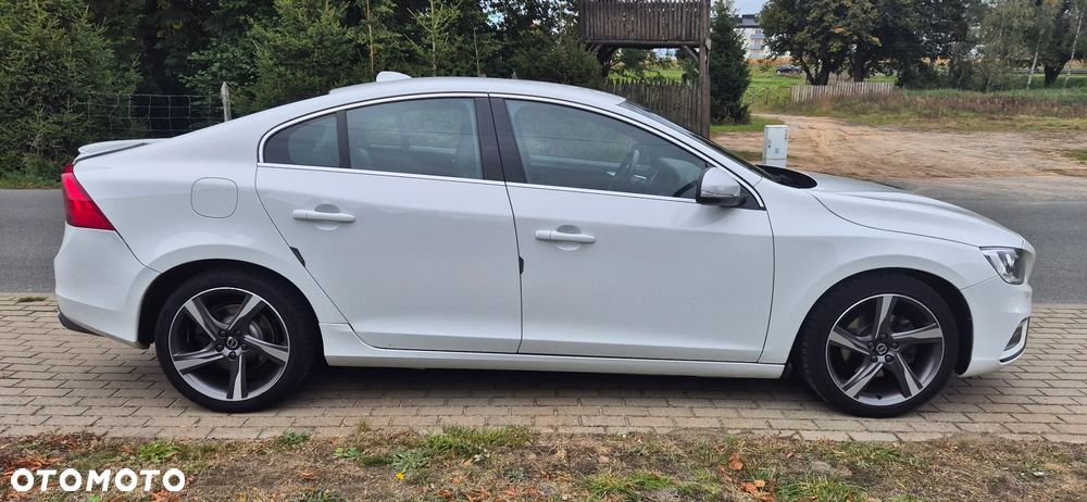 Volvo S60 D4 Geartronic Summum - 8