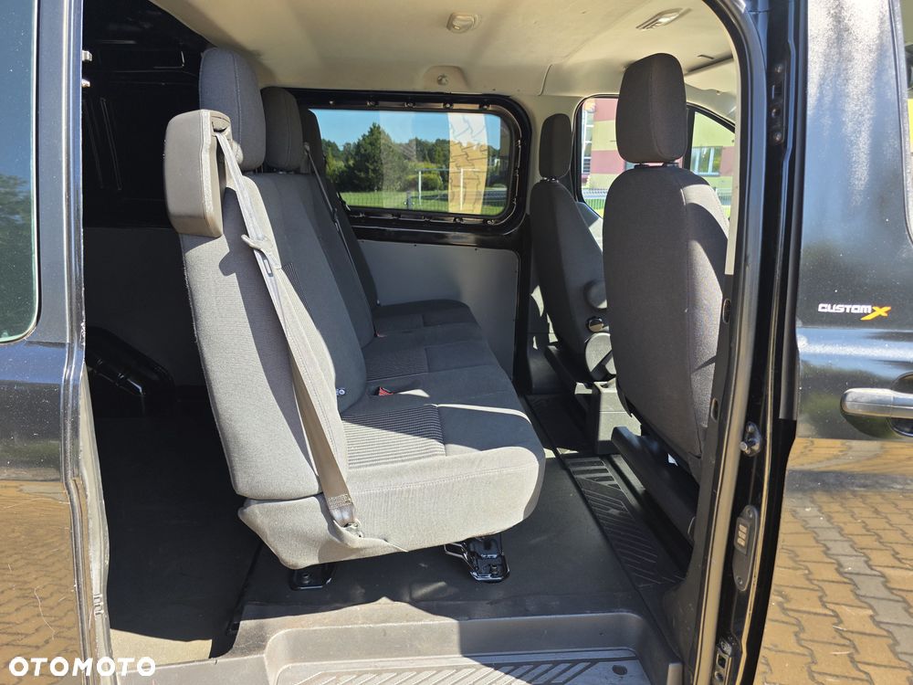 Ford Transit Custom - 11