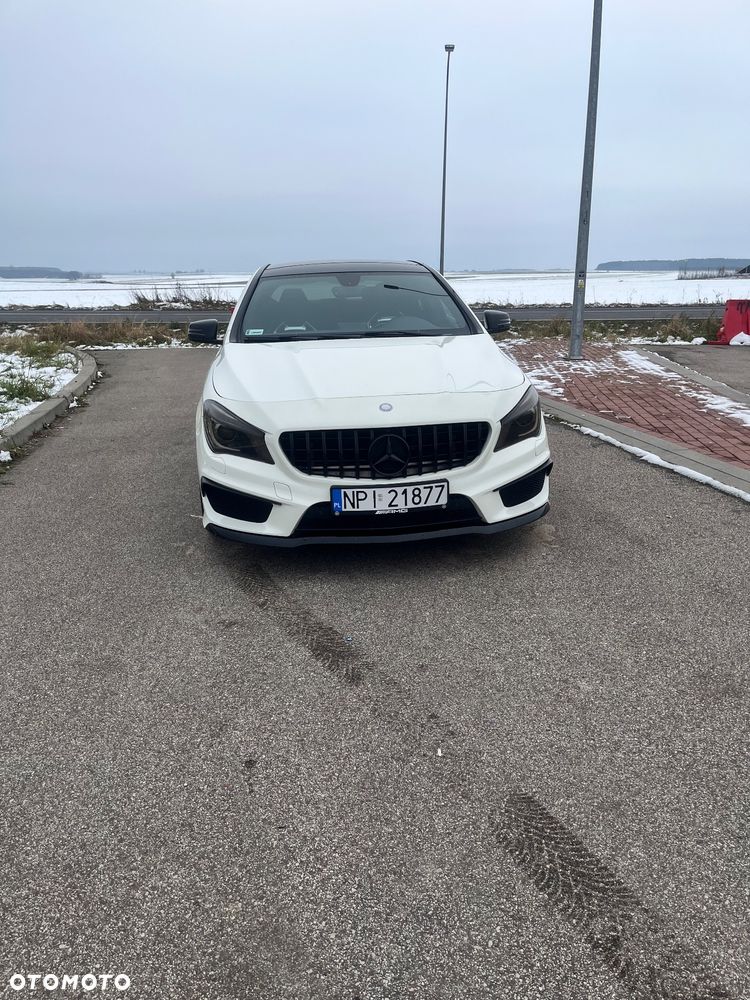 Mercedes-Benz CLA 45 AMG 4Matic 7G-DCT - 3