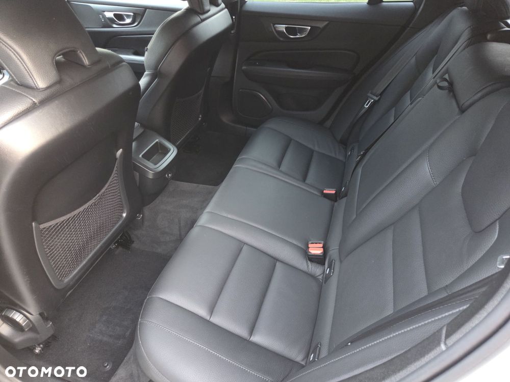 Volvo V60 B3 B Geartronic Momentum Pro - 8