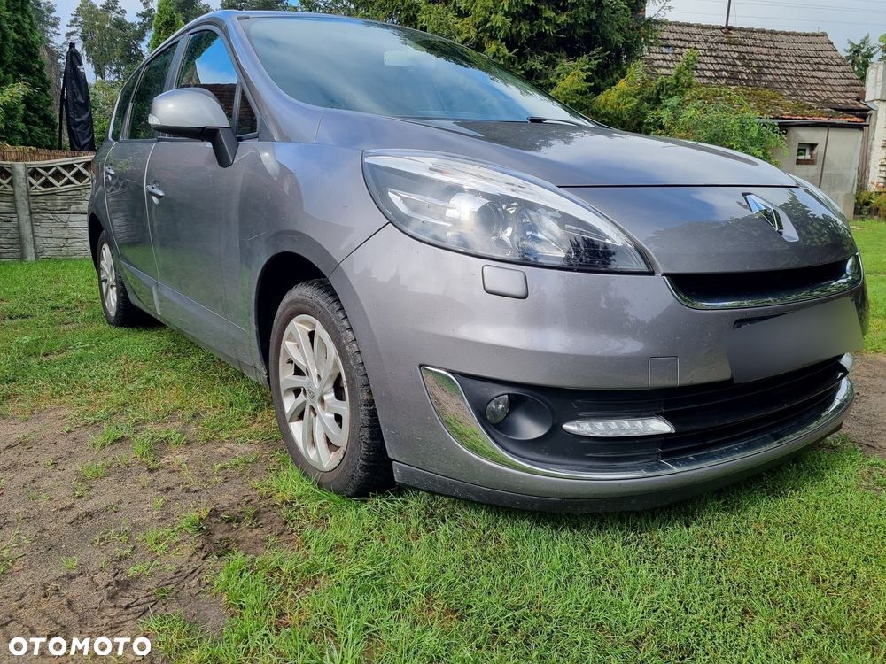 Renault Grand Scenic - 18