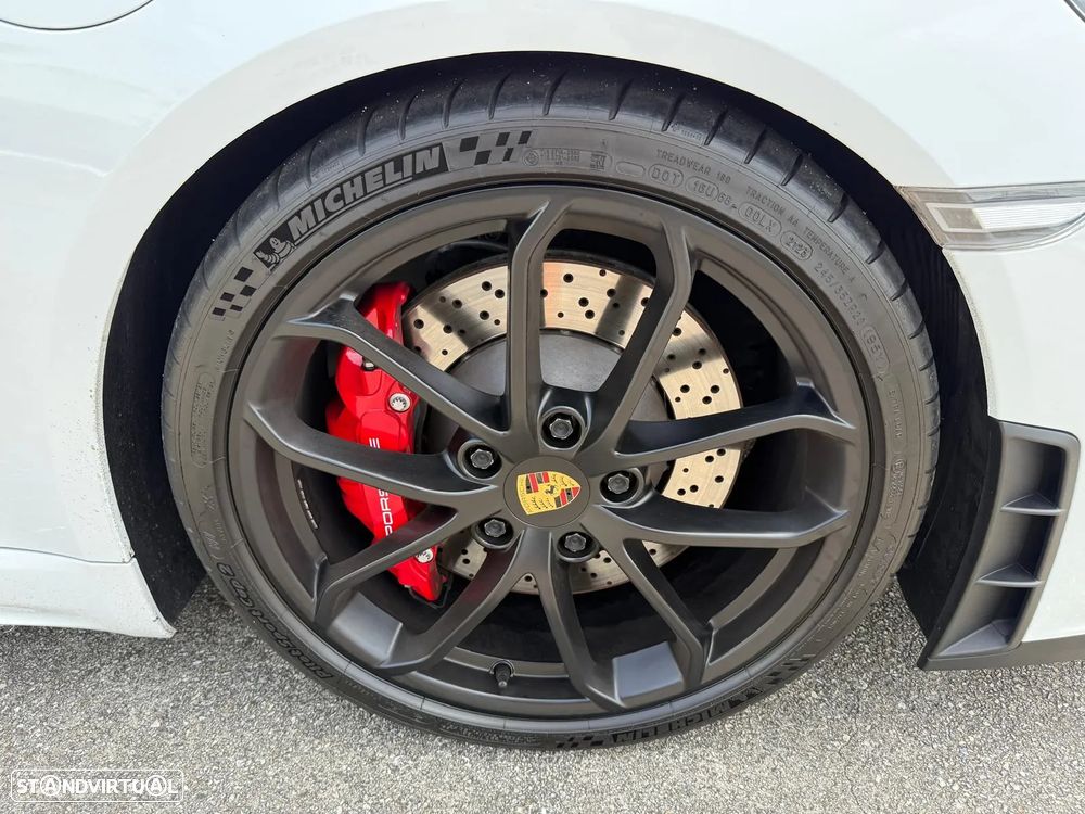 Porsche 718 Spyder PDK - 15