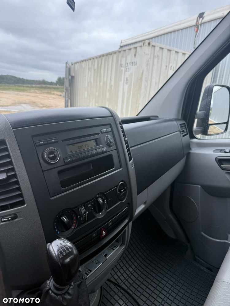 Volkswagen Crafter - 12