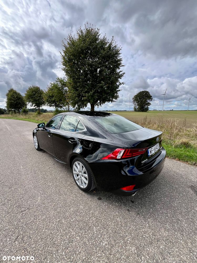 Lexus IS 200t Elite - 21
