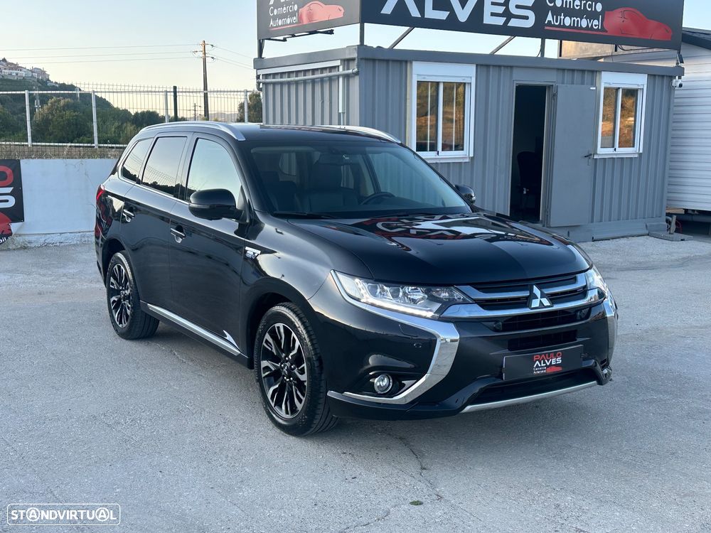 Mitsubishi Outlander 2.0 Intense Navi - 2