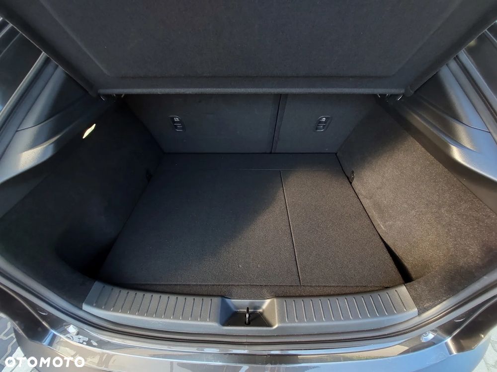 Mazda CX-30 - 16