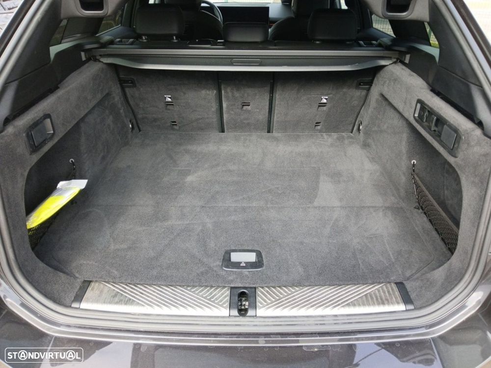 BMW 520 d Pack Desportivo M Auto - 22