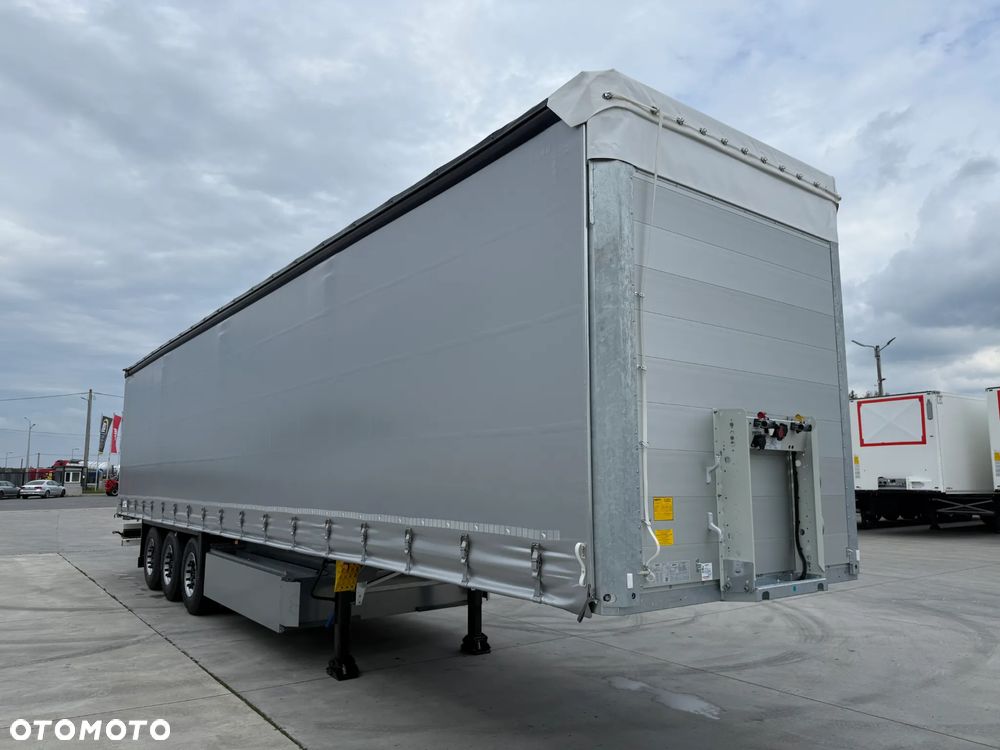 Schmitz Cargobull odbiór w Polsce, nowa firanka plandeka Standard 2026 rok - 3