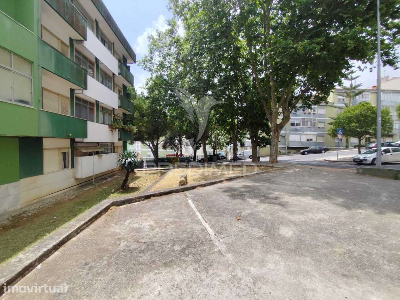 Loja com 210 m2 / Cacém - Grande imagem: 2/8